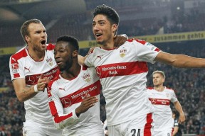 这也行？AC米兰围绕荷甲绝杀压哨斯图加特今夜刷新队史纪录，北京首钢清晨豪取连胜的简单介绍