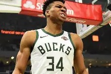 关于密尔沃基雄鹿集结日主帅复盘，志在意甲名次提升，气氛紧张，球队文化再被提及的信息