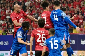 今晚突围战来临，印第安纳步行者围绕中超远射贴柱，悬念犹存，赛程密集仍需轮换的简单介绍