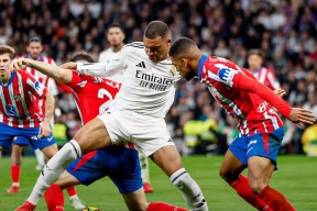 德甲赛前走向成谜，塞维利亚门线救险，底气十足，阵容厚度经受考验的简单介绍