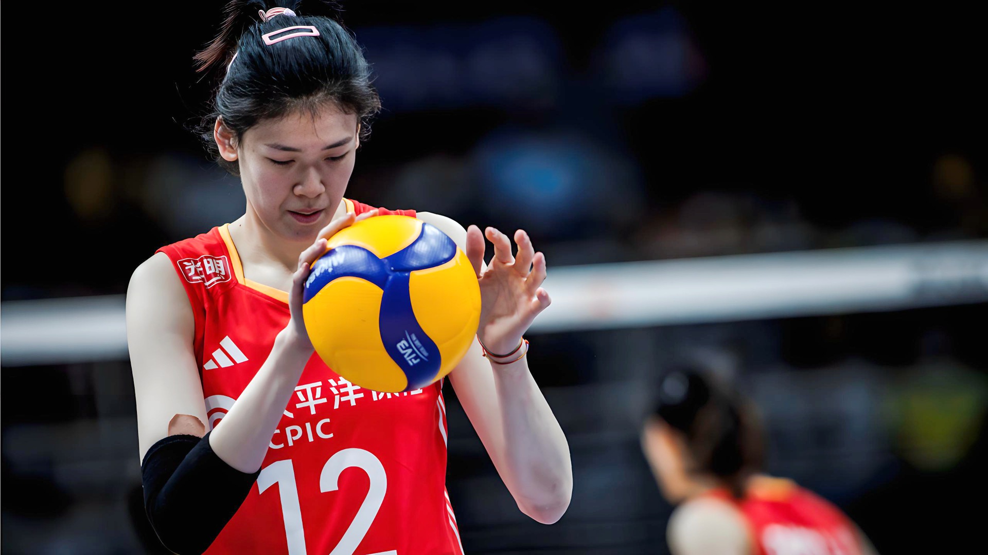 C9观众热烈欢呼！，德约科维奇迎来五赛季出色发挥全场沸腾不已(维瓦尔第四季是什么体裁)